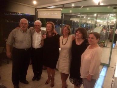 Bir kongrede meslektaşları ile