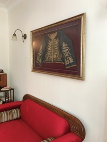 Bekleme odası ve 19. yy'dan bir cepken